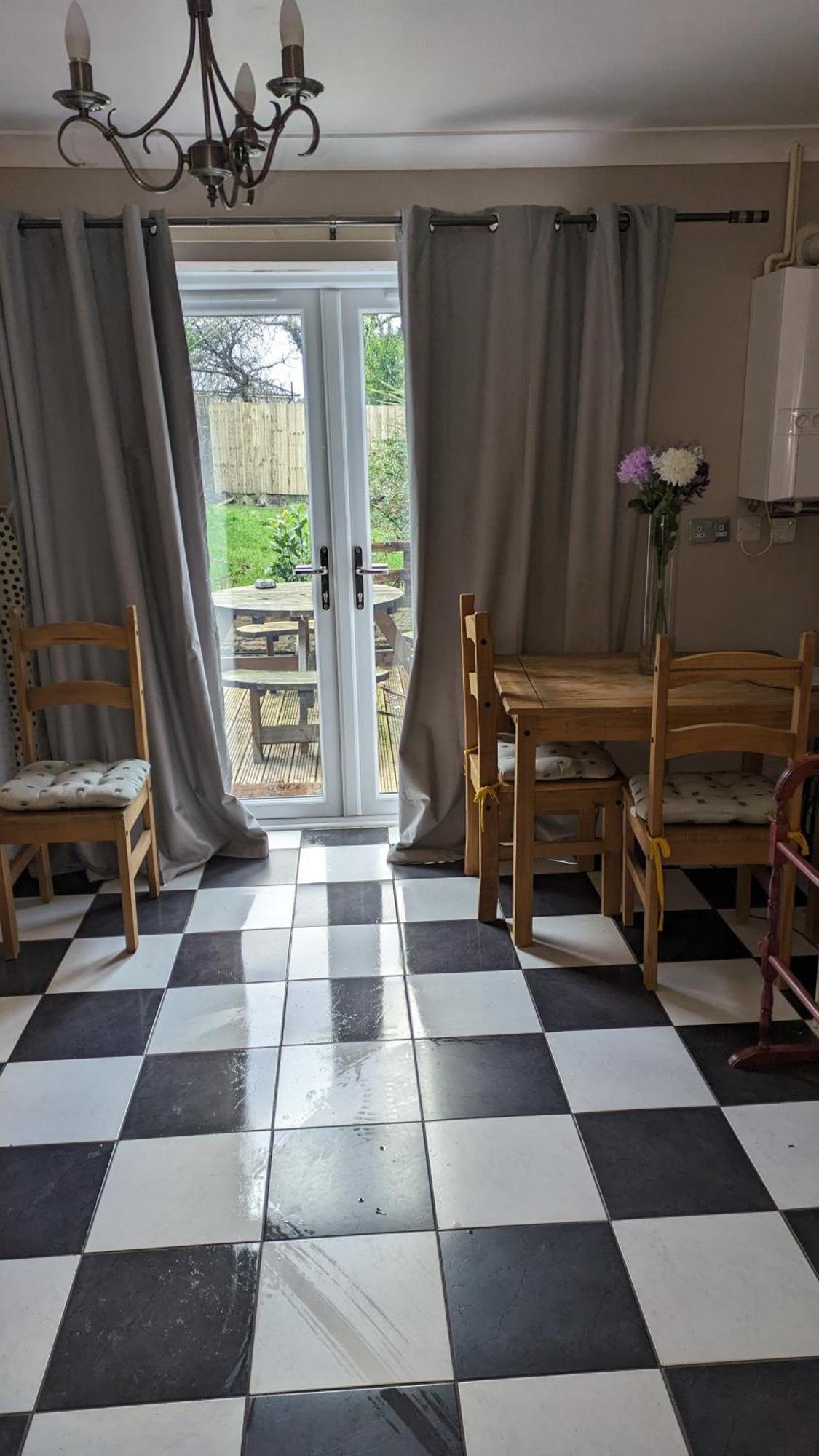 Holiday home Southsea Coedpoeth